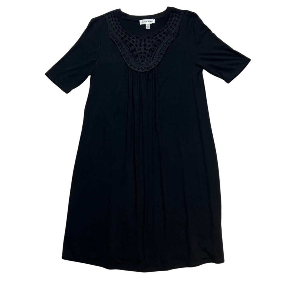 RIO & RIAN Black Crochet Neckline Gathered Tunic Dress Women's S‎